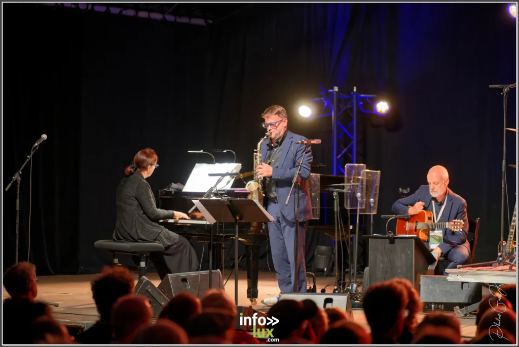 Public du Gaume Jazz Festival 2026 à Rossignol, vendredi 7 août — photo Gustave KABONGO