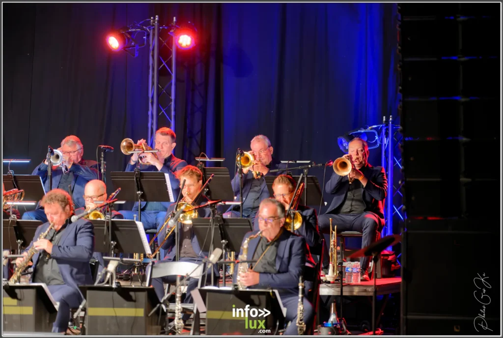 Concert du Gaume Jazz Festival 2026 dans le parc de Rossignol — photo Gustave KABONGO