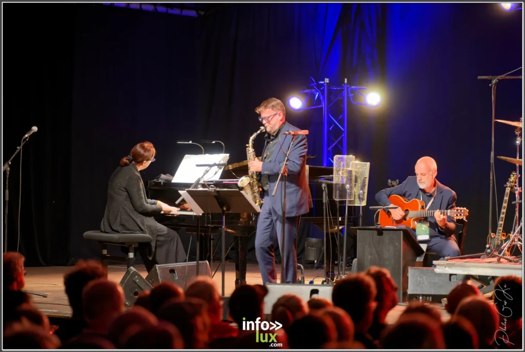 Instant du 42e Gaume Jazz Festival à Rossignol (Tintigny) — photo Gustave KABONGO