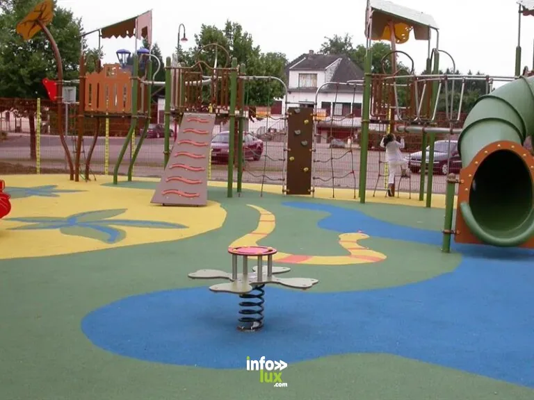 Aire de jeux à Hambach