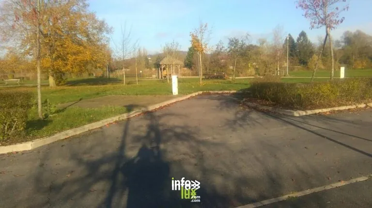 Aire de stationnement