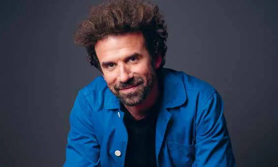 Braine-l’Alleud > Conférence > Cyril Dion : « La lutte enchantée, comment garder espoir ? »