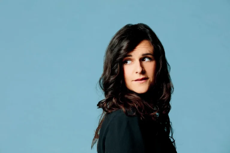 Braine-l’Alleud > Stand-up > Laura Domenge à l’Acte 3