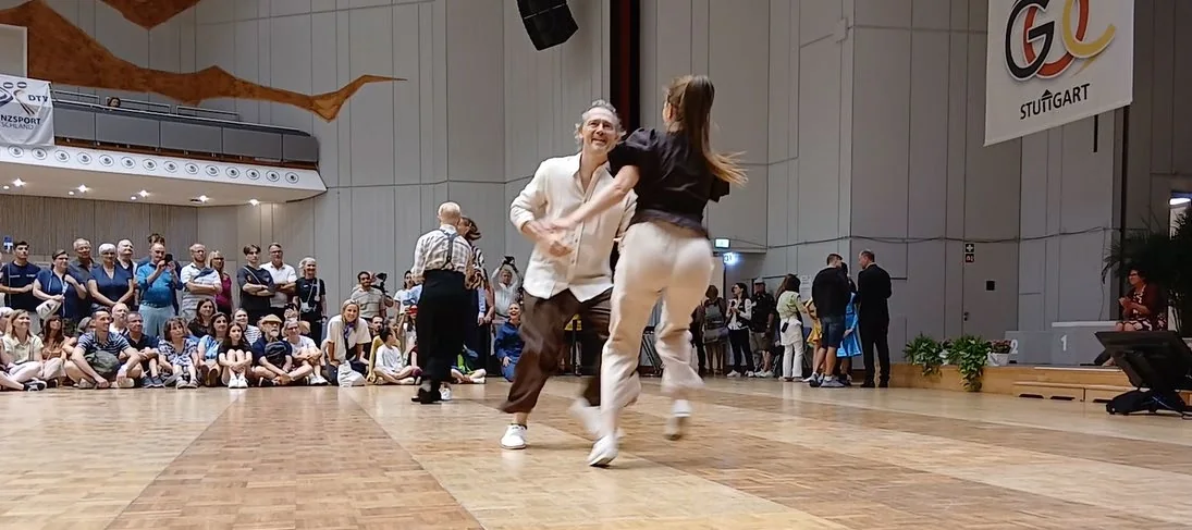 Daniel Ortmans et Orelia Therer en pleine course sur le parquet du championnat du monde