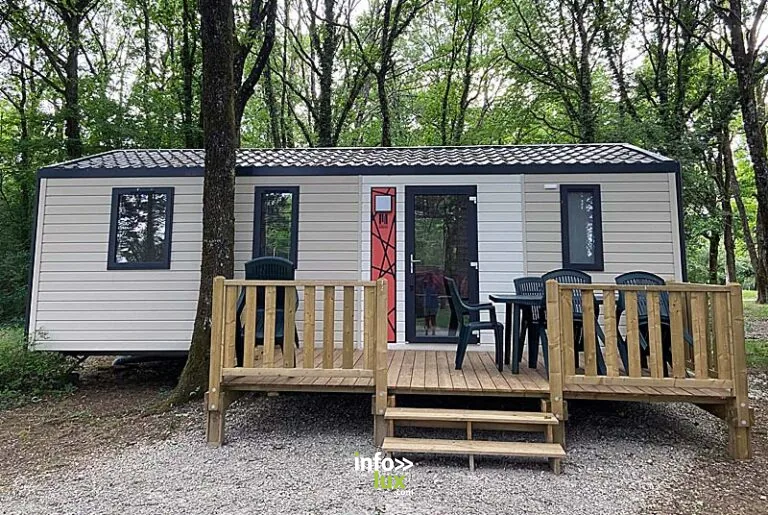 Camping de la Croix d'Arles