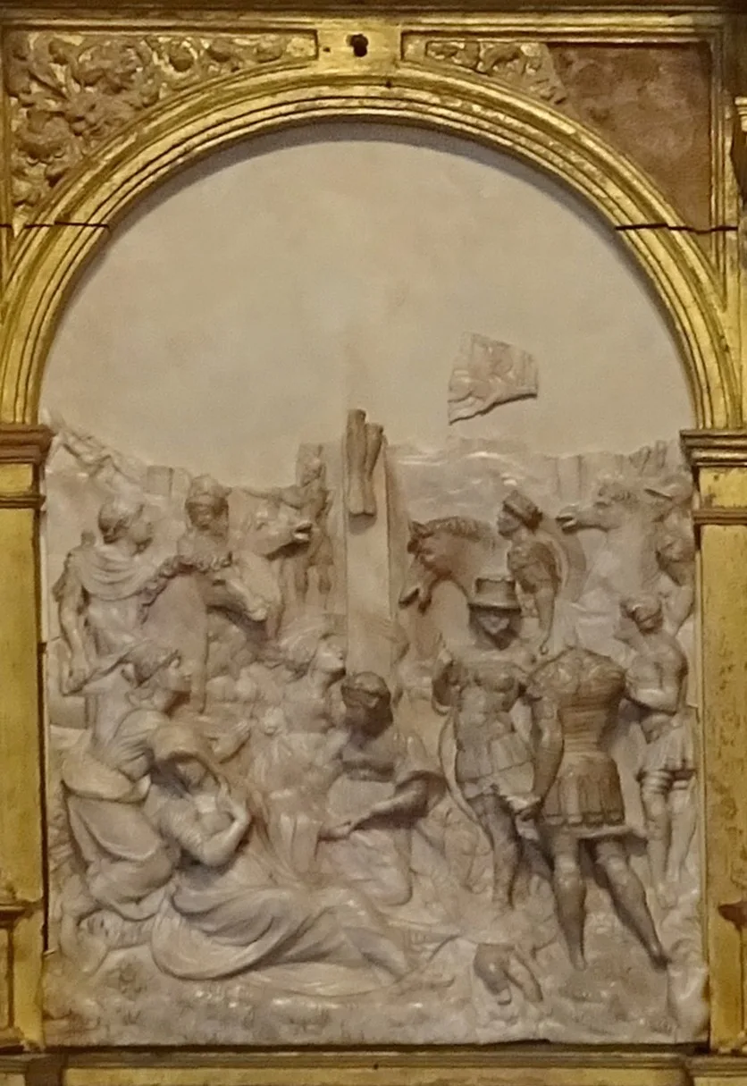 Relief sculpté de la chapelle des Seigneurs de Boussu Relief sculpté de la chapelle des Seigneurs de Boussu
