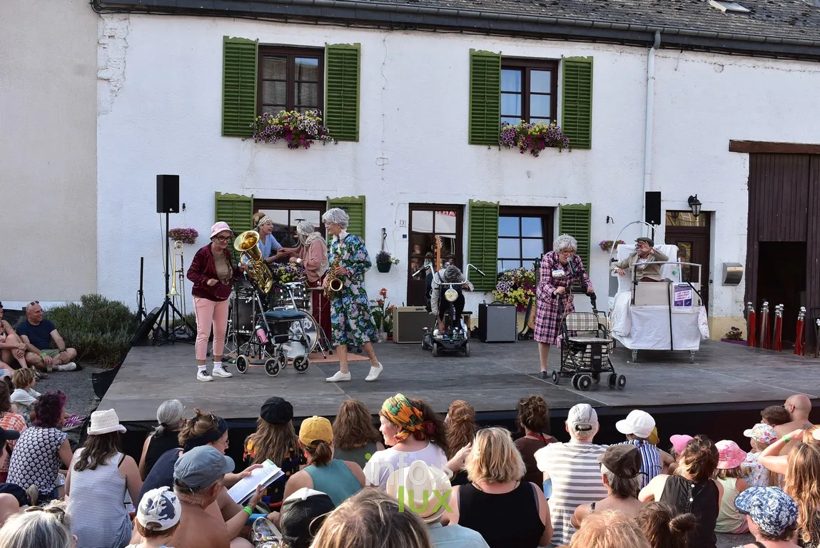 Festival international des Arts de la Rue de Chassepierre, les 15 et 16 août 2026.