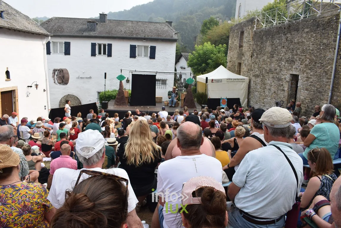 Festival international des Arts de la Rue de Chassepierre, les 15 et 16 août 2026.