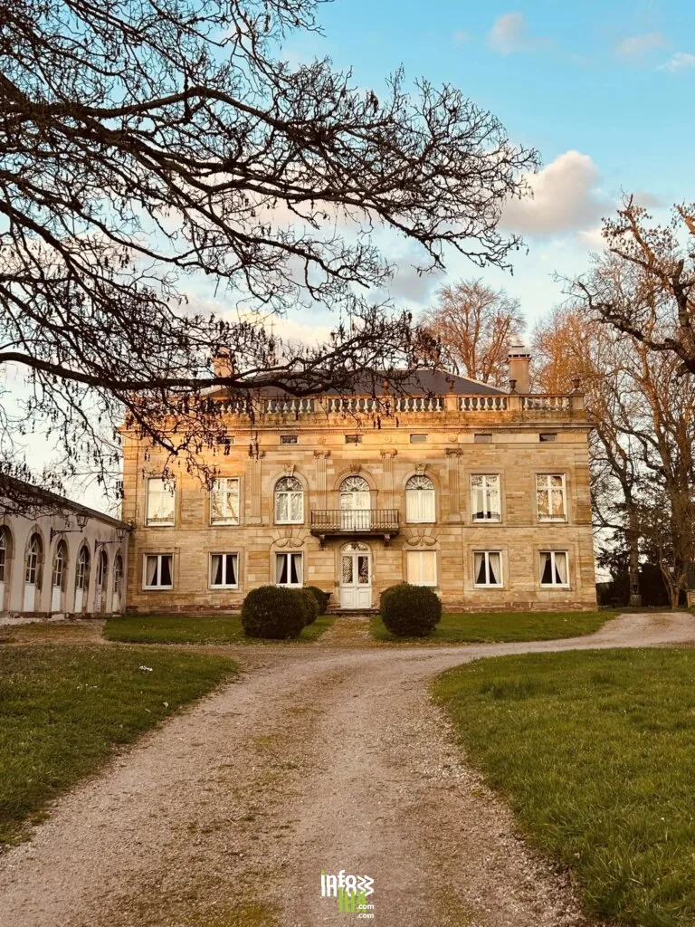 Rambervillers > Patrimoine > Découverte guidée du Château des Capucins