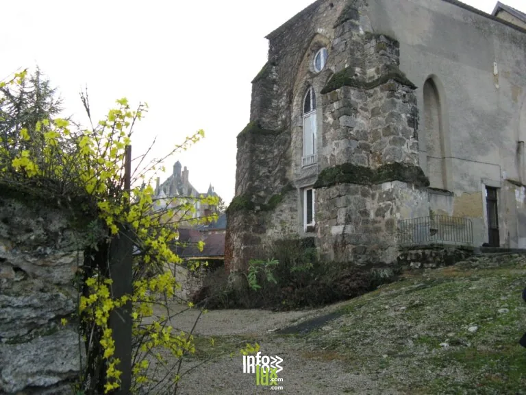 Montmort-Lucy > Patrimoine > Découverte pédestre du patrimoine rural