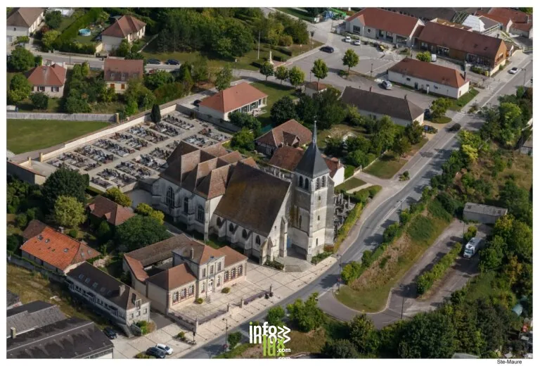 Sainte-Maure > Patrimoine > Découvrez librement une église classée et son tombeau médiéval