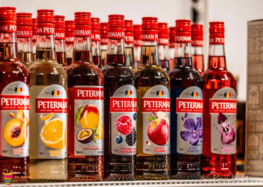 Rayon de bouteilles d aperitifs chez DG Drink
