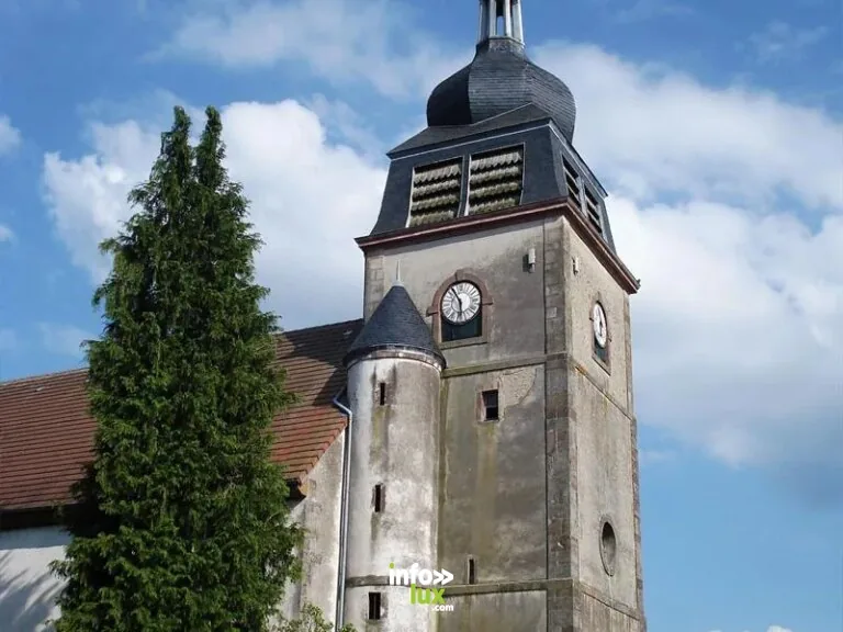 Église et croix de Domjevin à Domjevin