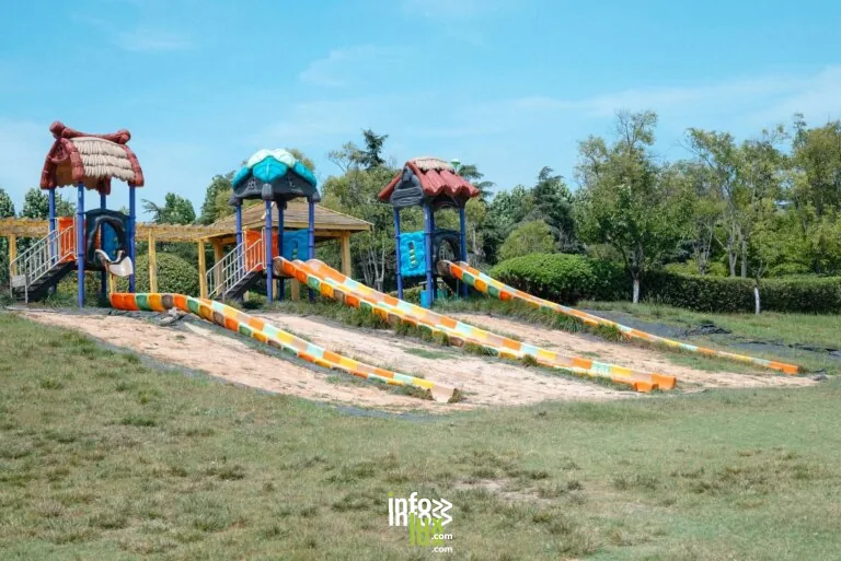 Aire de jeux (illustration)