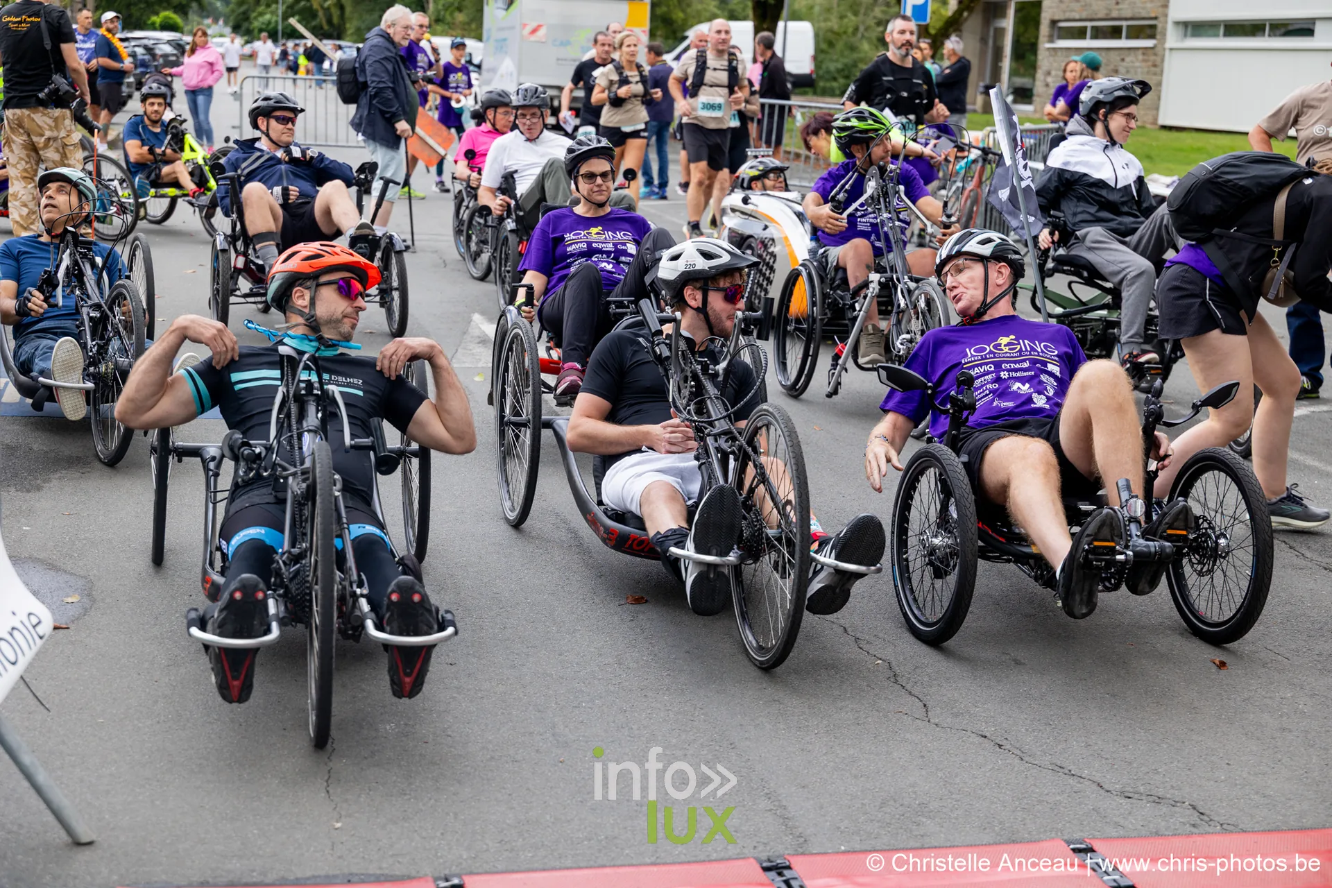 Jogging d'Esneux 2026 — Le peloton des vélos adaptés s’élance