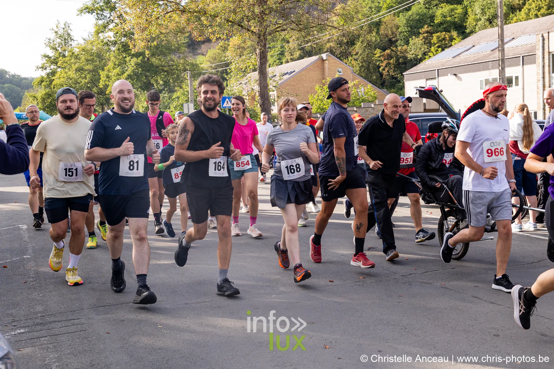 Jogging d'Esneux 2026 — Le départ du jogging, rue GrandFosse