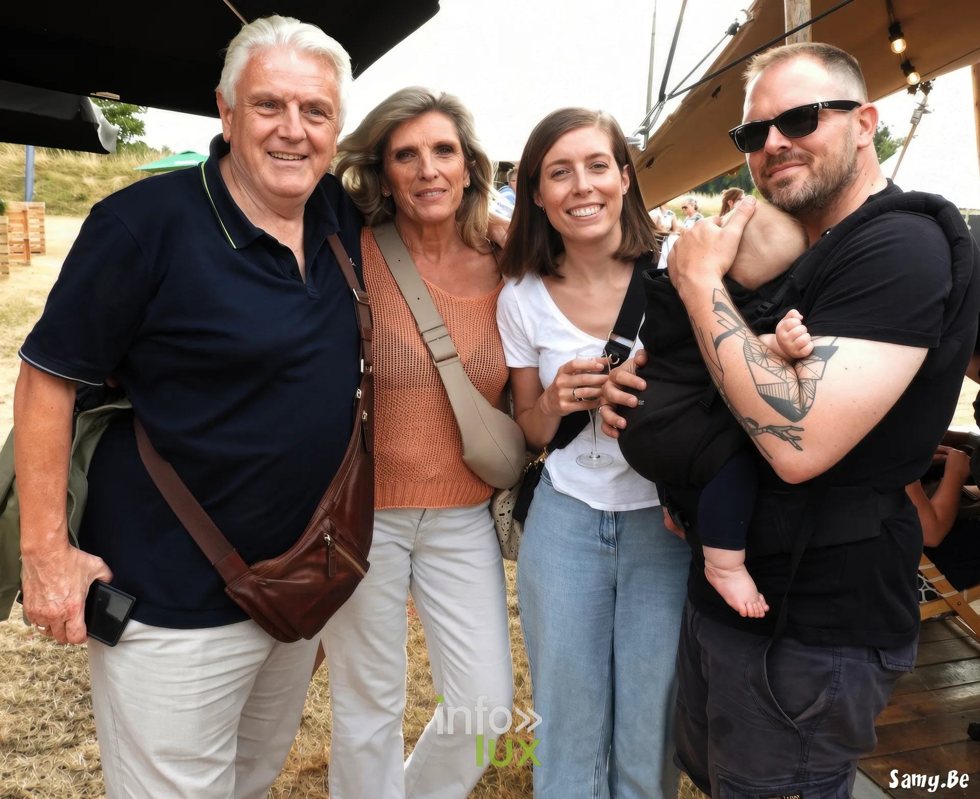 Le Pré Verre Festival 2026 à Quévy-le-Grand — l’après-midi du dimanche au pré verre : bar, food trucks et retour des marcheurs
