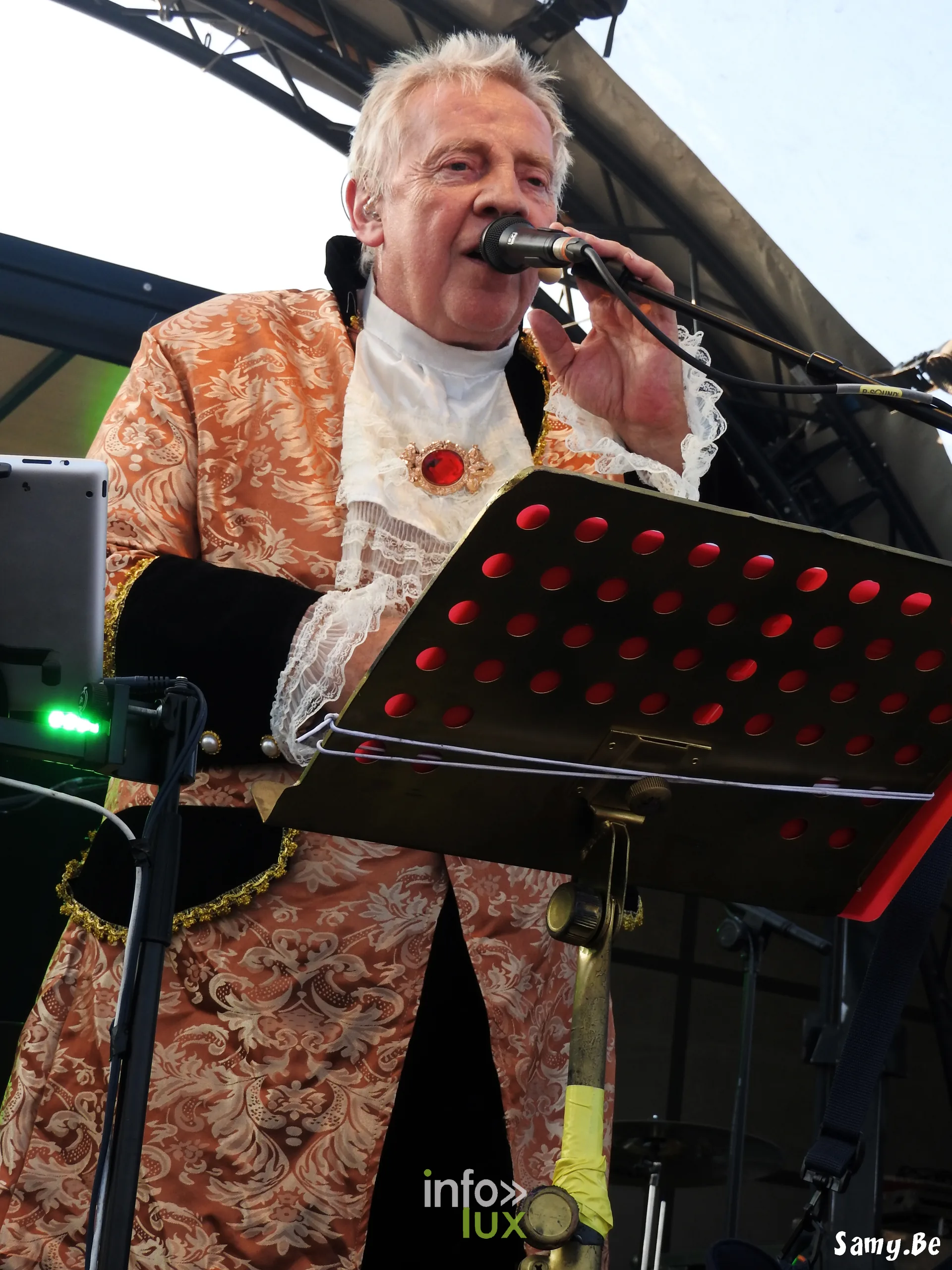 Le Pré Verre Festival 2026 à Quévy-le-Grand — jean-luc fonck et sttellla sur la scène du pré verre, dimanche 16 août 2026