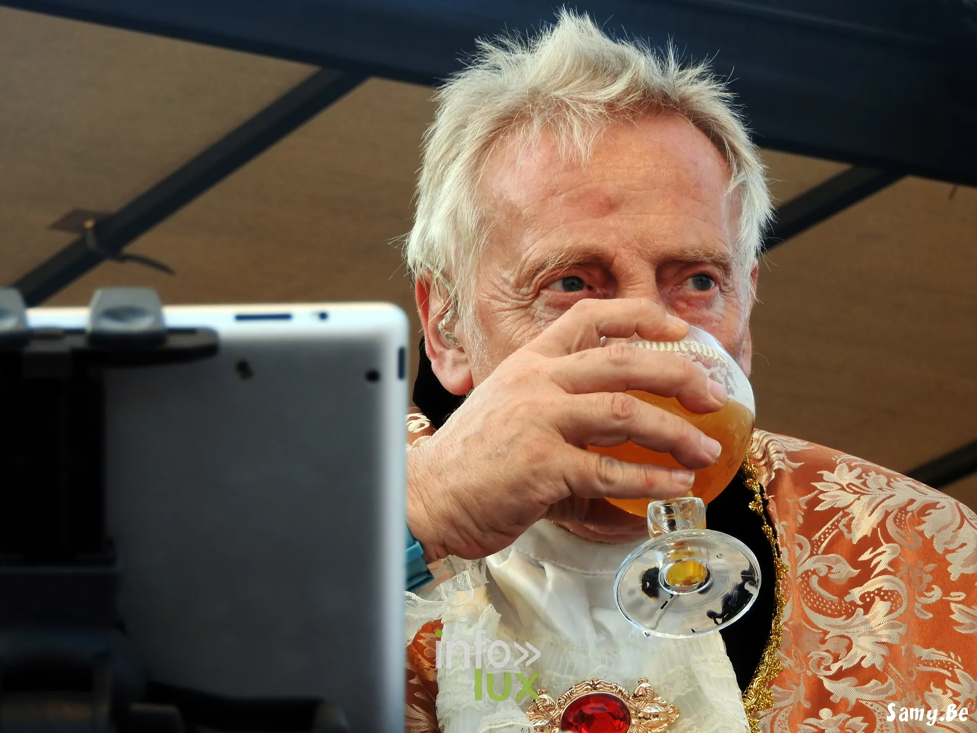 Le Pré Verre Festival 2026 à Quévy-le-Grand — après le concert : jean-luc fonck prend le temps de rencontrer le public