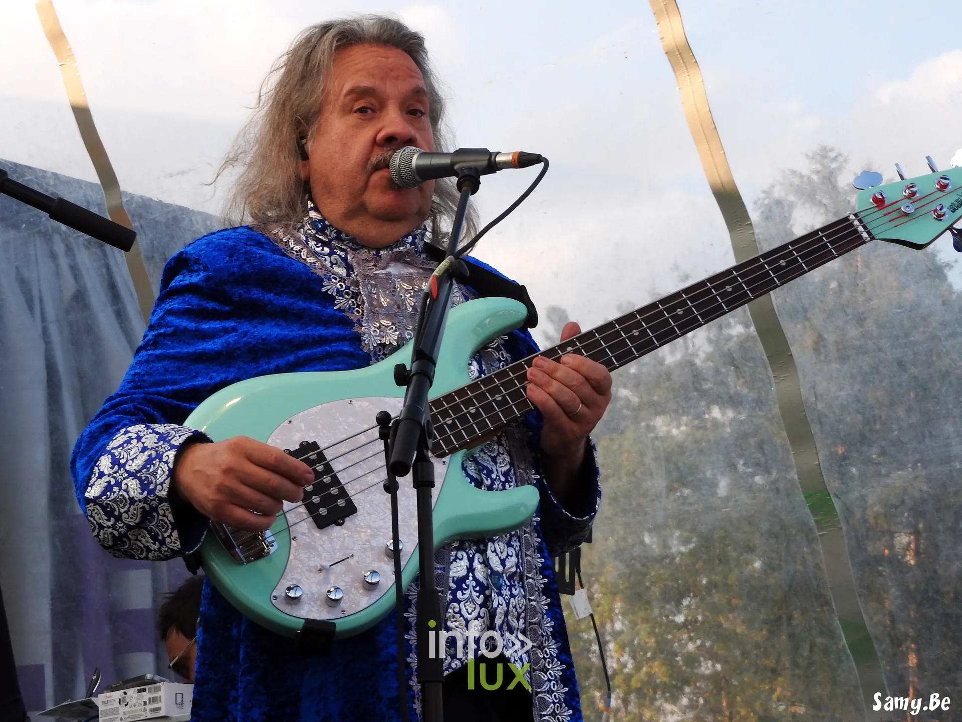 Le Pré Verre Festival 2026 à Quévy-le-Grand — après le concert : jean-luc fonck prend le temps de rencontrer le public