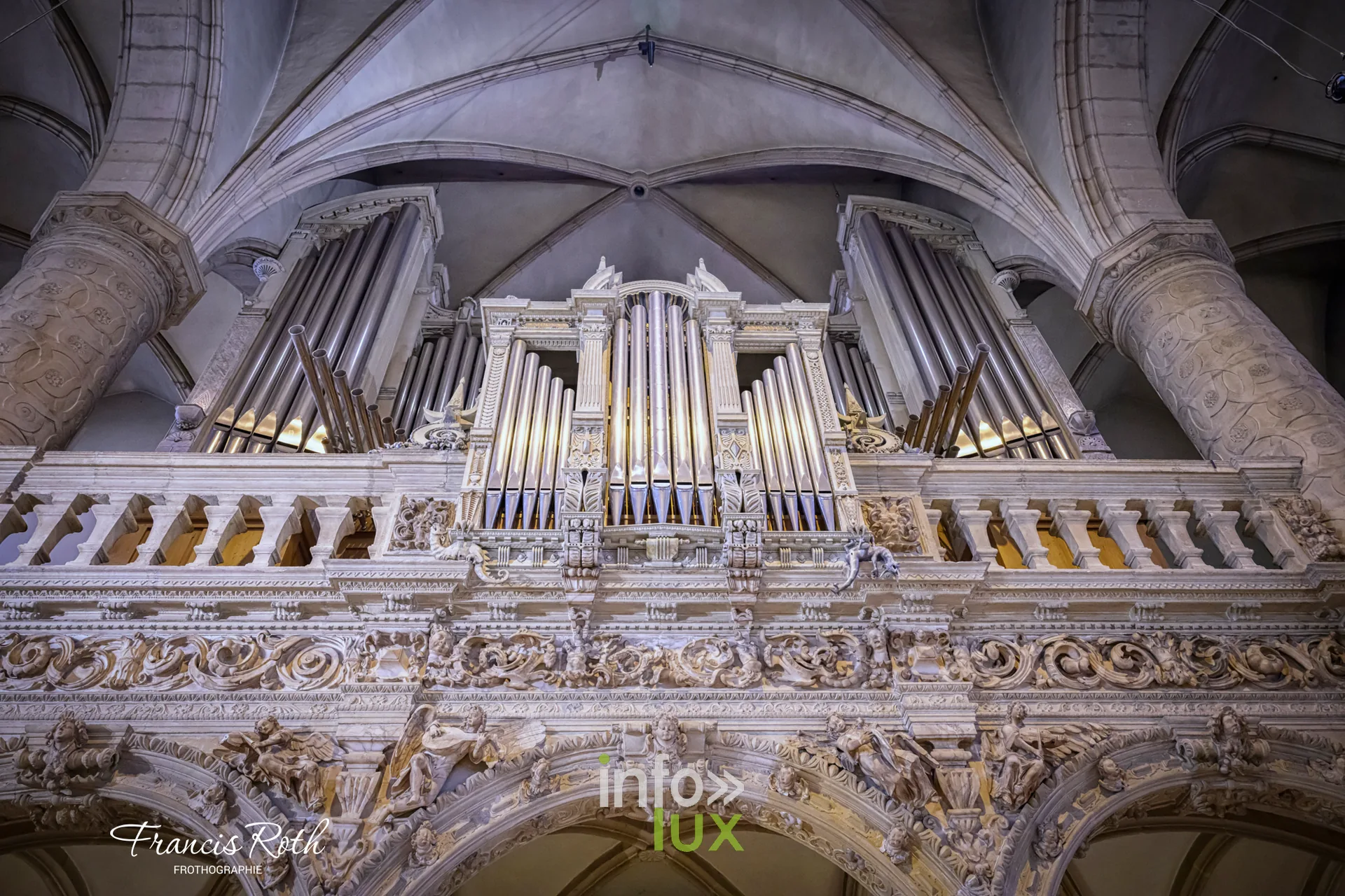 Luxembourg-Ville — Les orgues de la cathédrale.