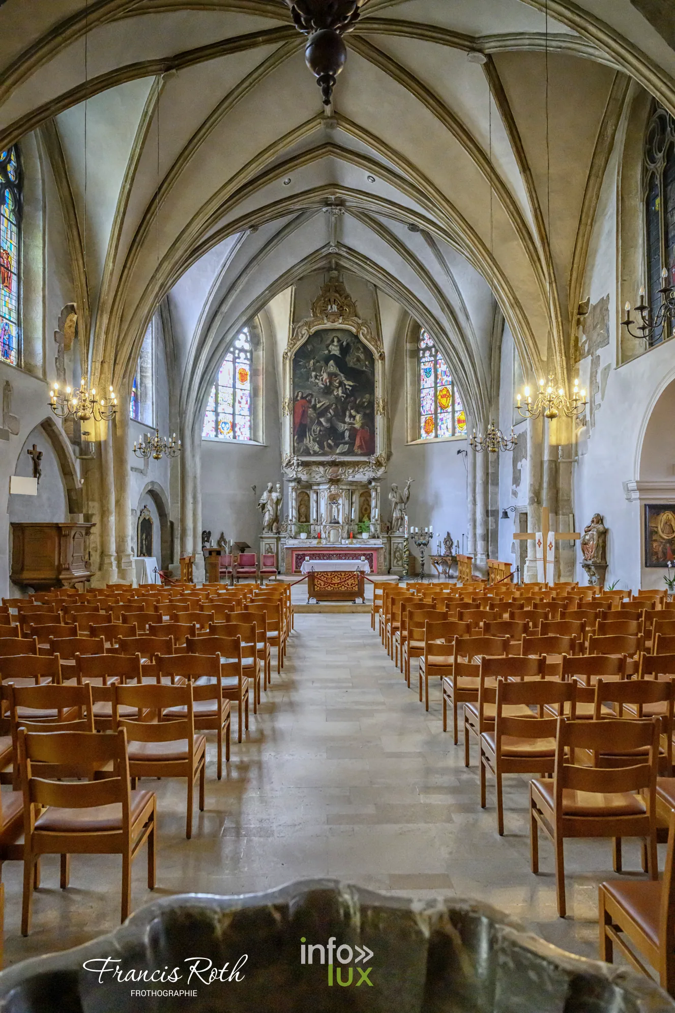 Luxembourg-Ville — L’intérieur de l’église Saint-Michel, dans l’un des plus vieux secteurs de la ville.