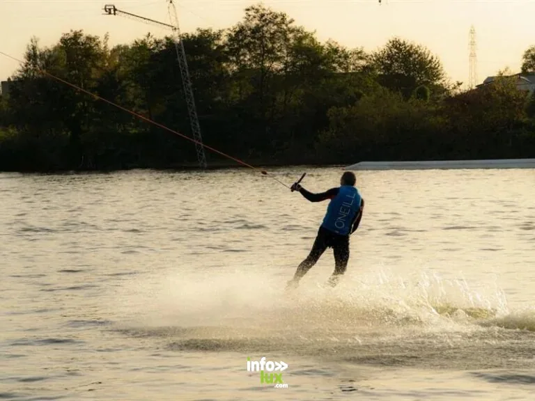 Moselle Wakepark - Téléski nautique à Basse-Ham