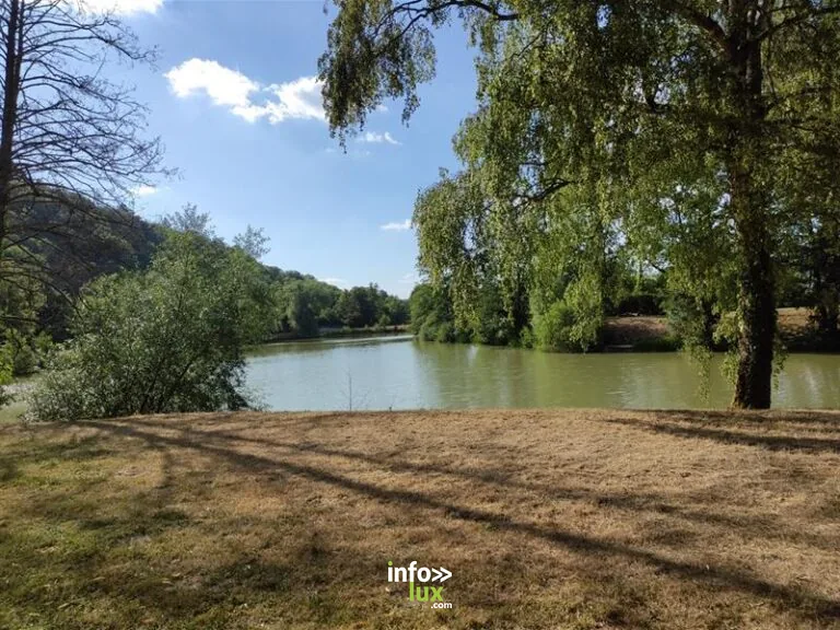Aire de pique-nique à Longeville-en-Barrois