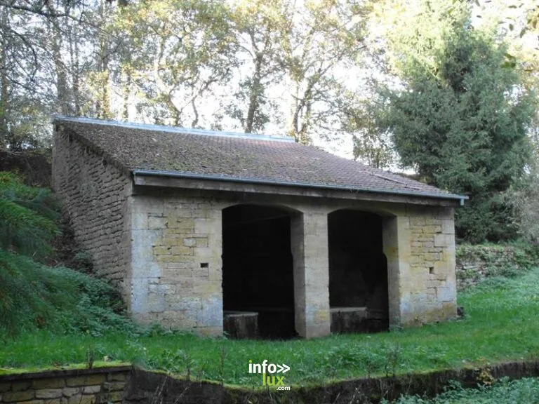 Aire de pique-nique à Ugny