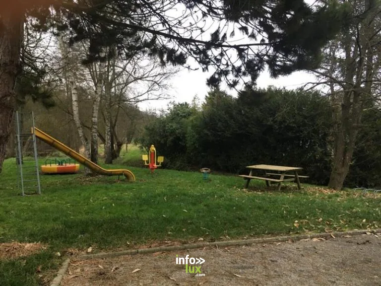 Aire de pique-nique – Rue Basse à Haute-Kontz : la halte pique-nique