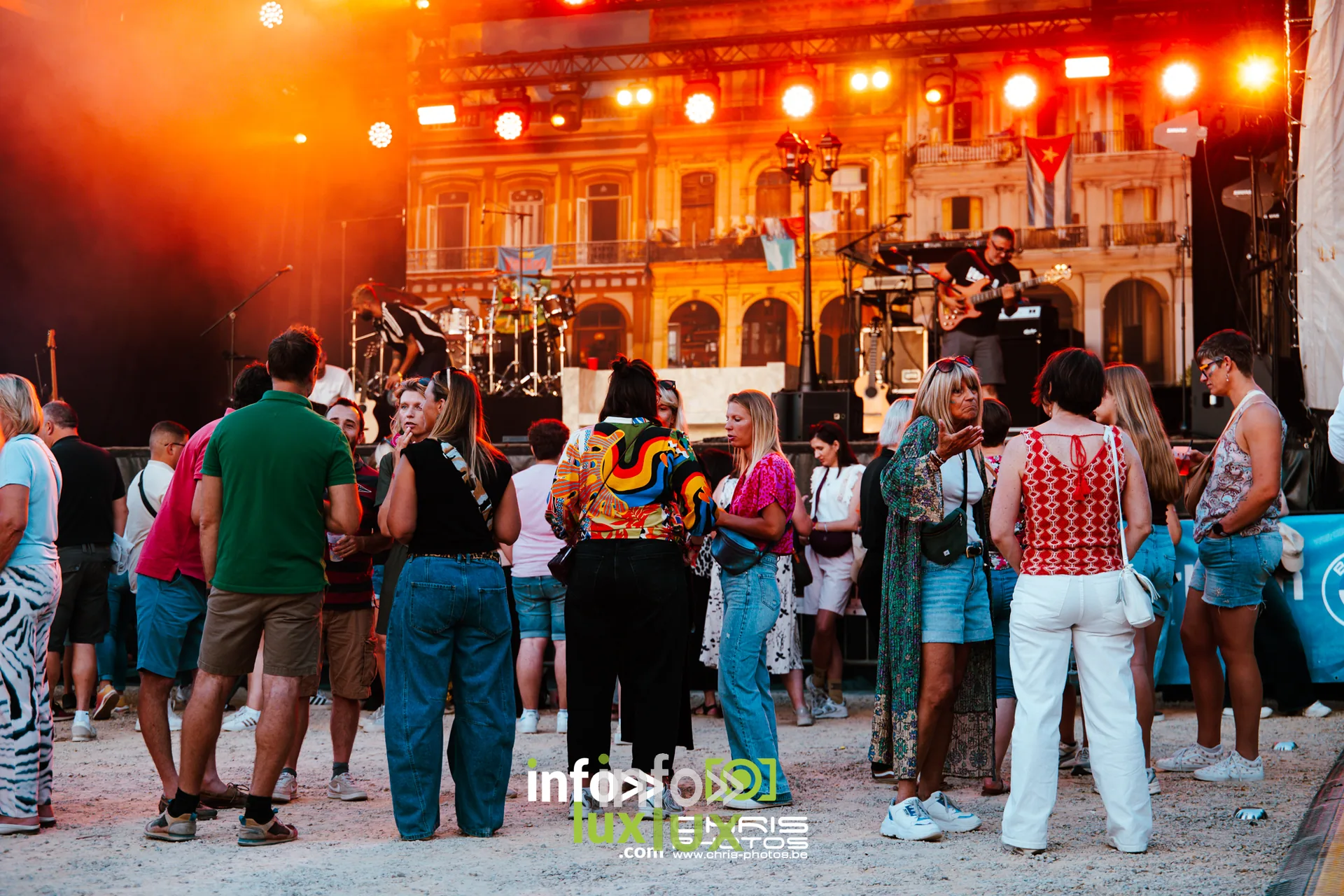 Ambiance et public du Red Festival 2026 a Avin (Hannut), samedi 8 août 2026