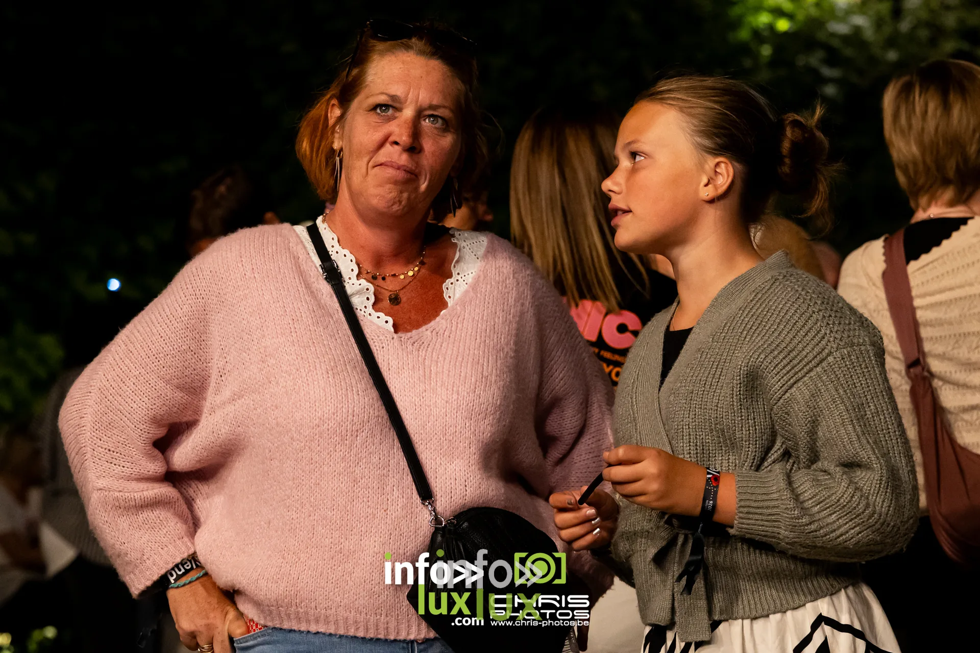 Ambiance et public du Red Festival 2026 a Avin (Hannut), vendredi 7 août 2026