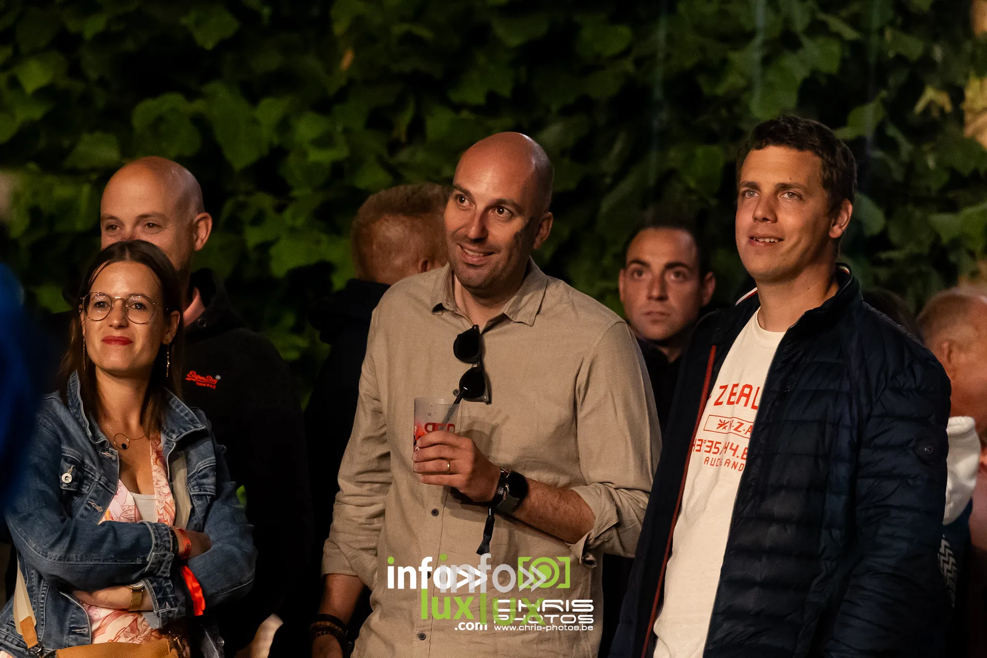 Ambiance et public du Red Festival 2026 a Avin (Hannut), vendredi 7 août 2026