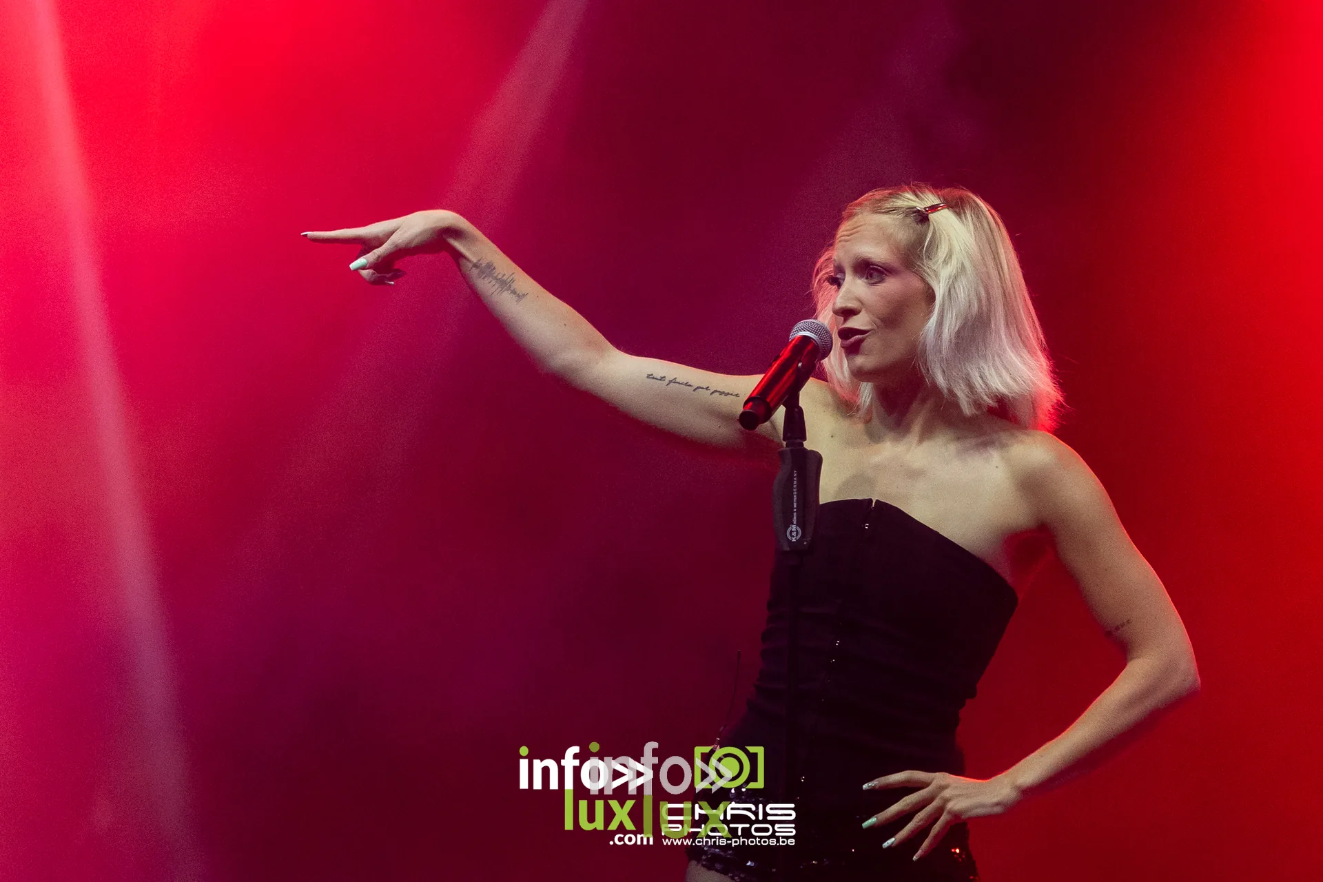 Olivia Stone en concert sur la scene du Red Festival 2026 a Avin (Hannut), vendredi 7 août 2026