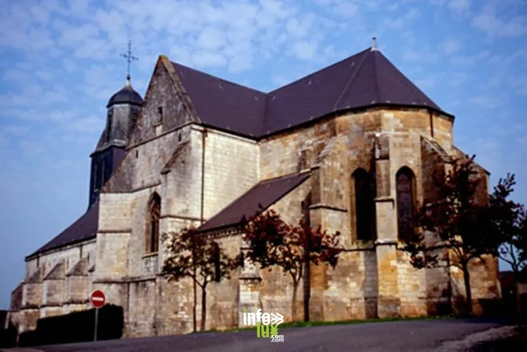Eglise Saint Etienne à Launois-sur-Vence