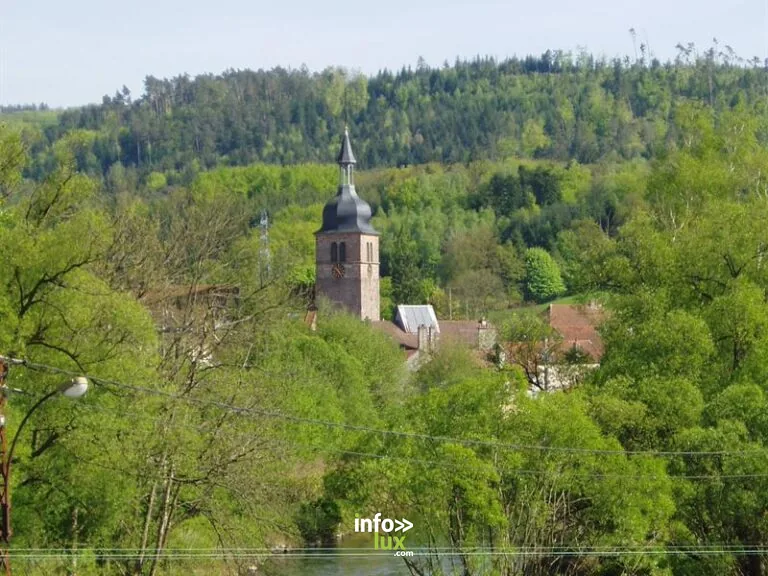 Église Saint-Valbert à Docelles