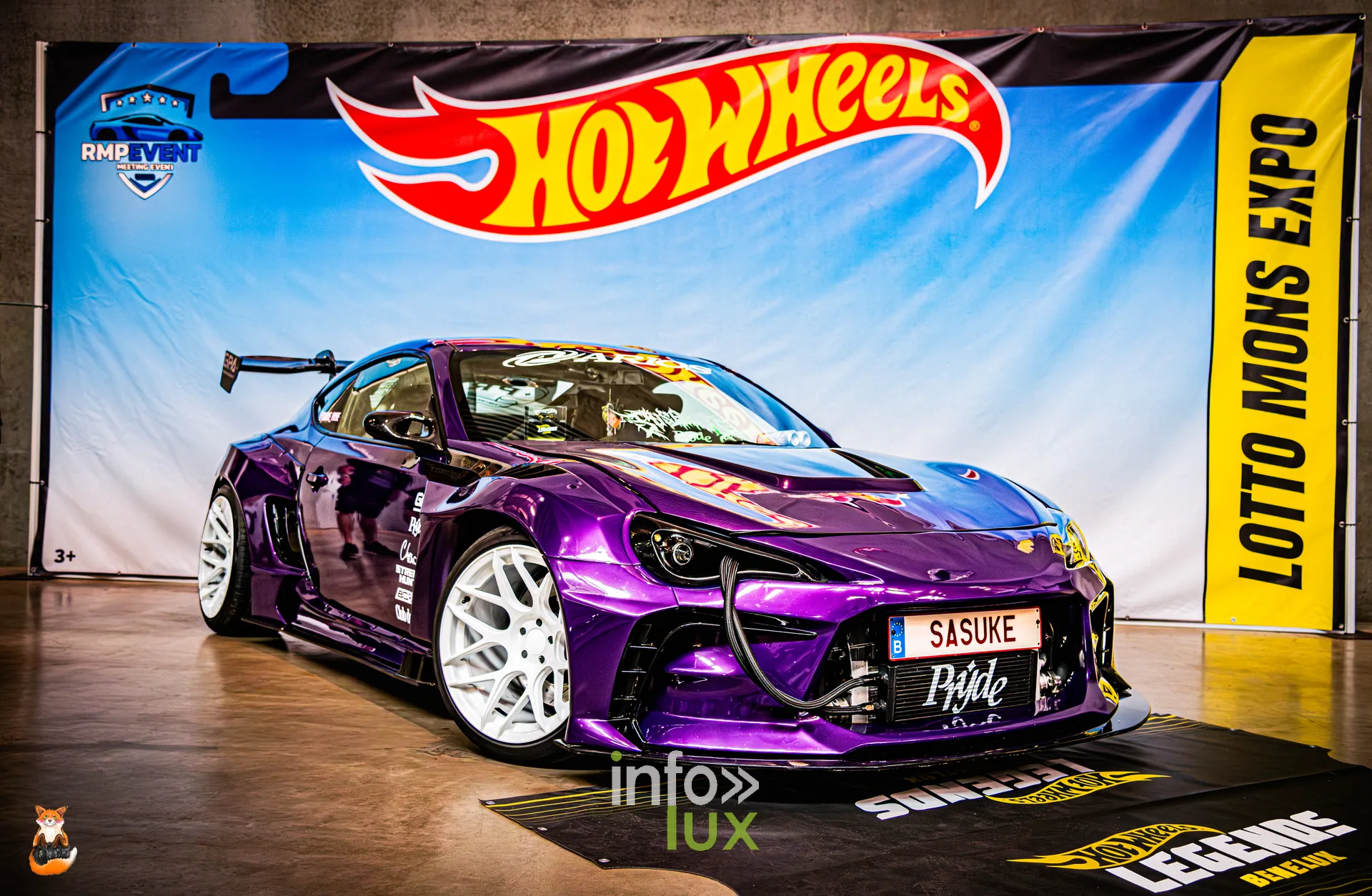 Toyota GT86 violette preparee devant le stand Hot Wheels au RMP Event de Mons