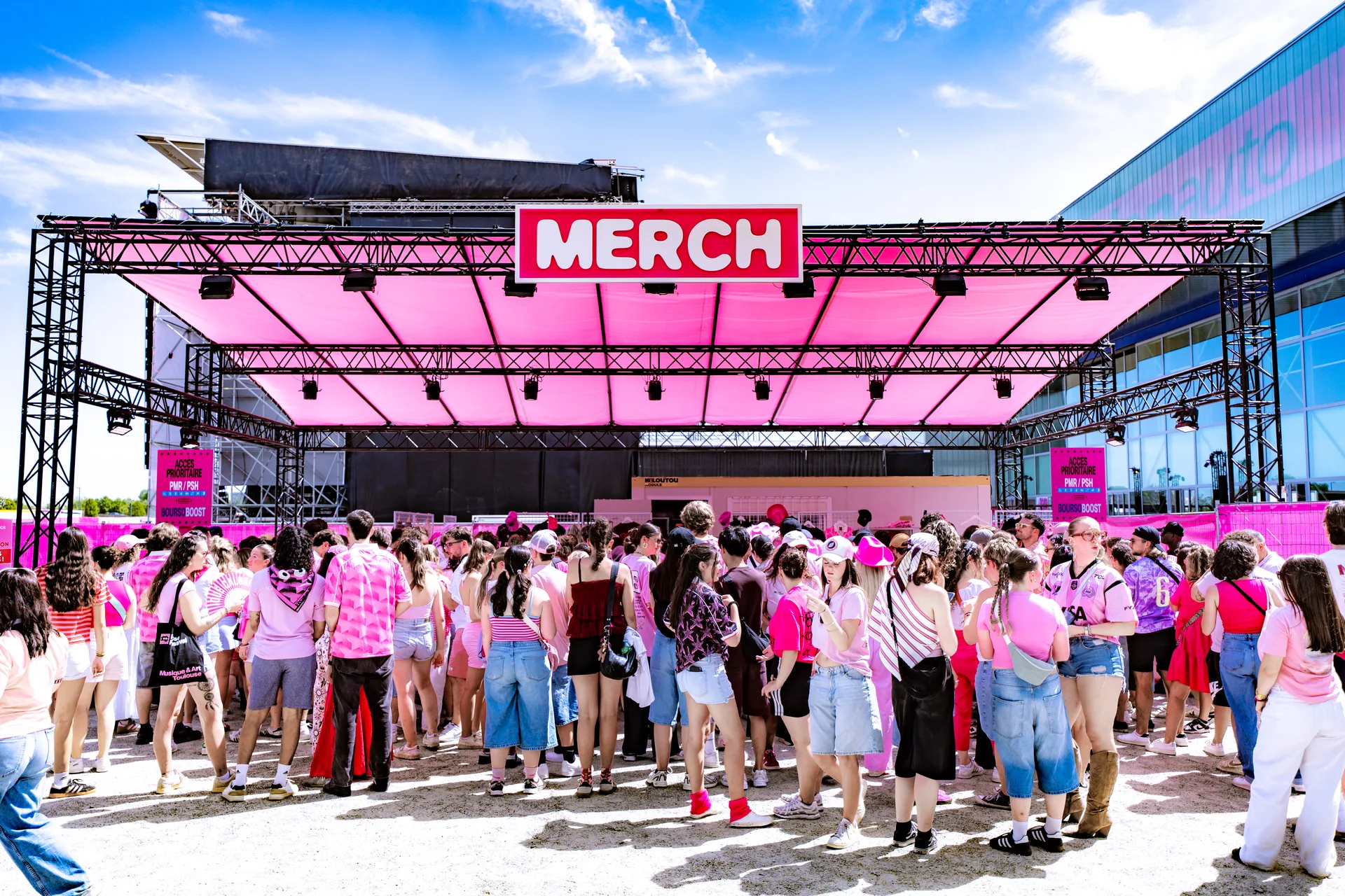 Ambiance et public du Rose Festival 2026 à Toulouse, photo 20