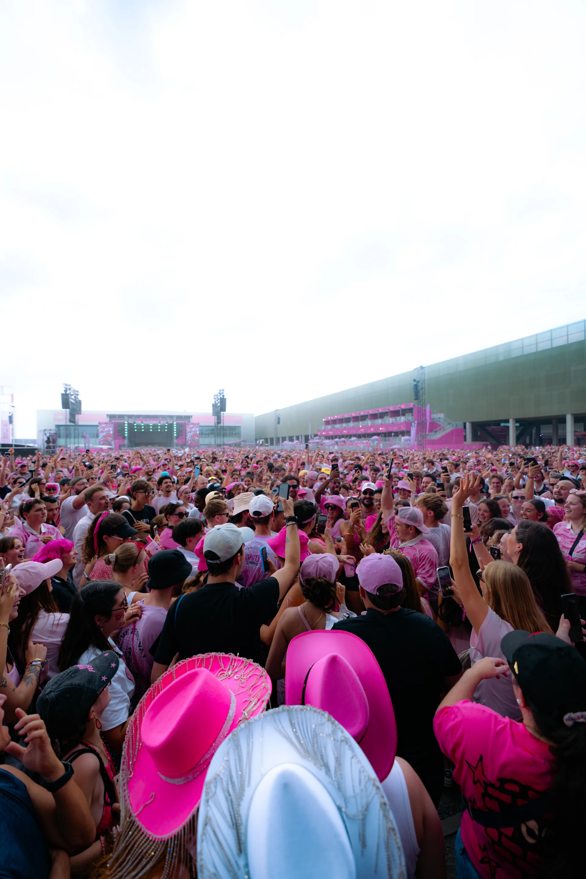 Ambiance et public du Rose Festival 2026 à Toulouse, photo 38