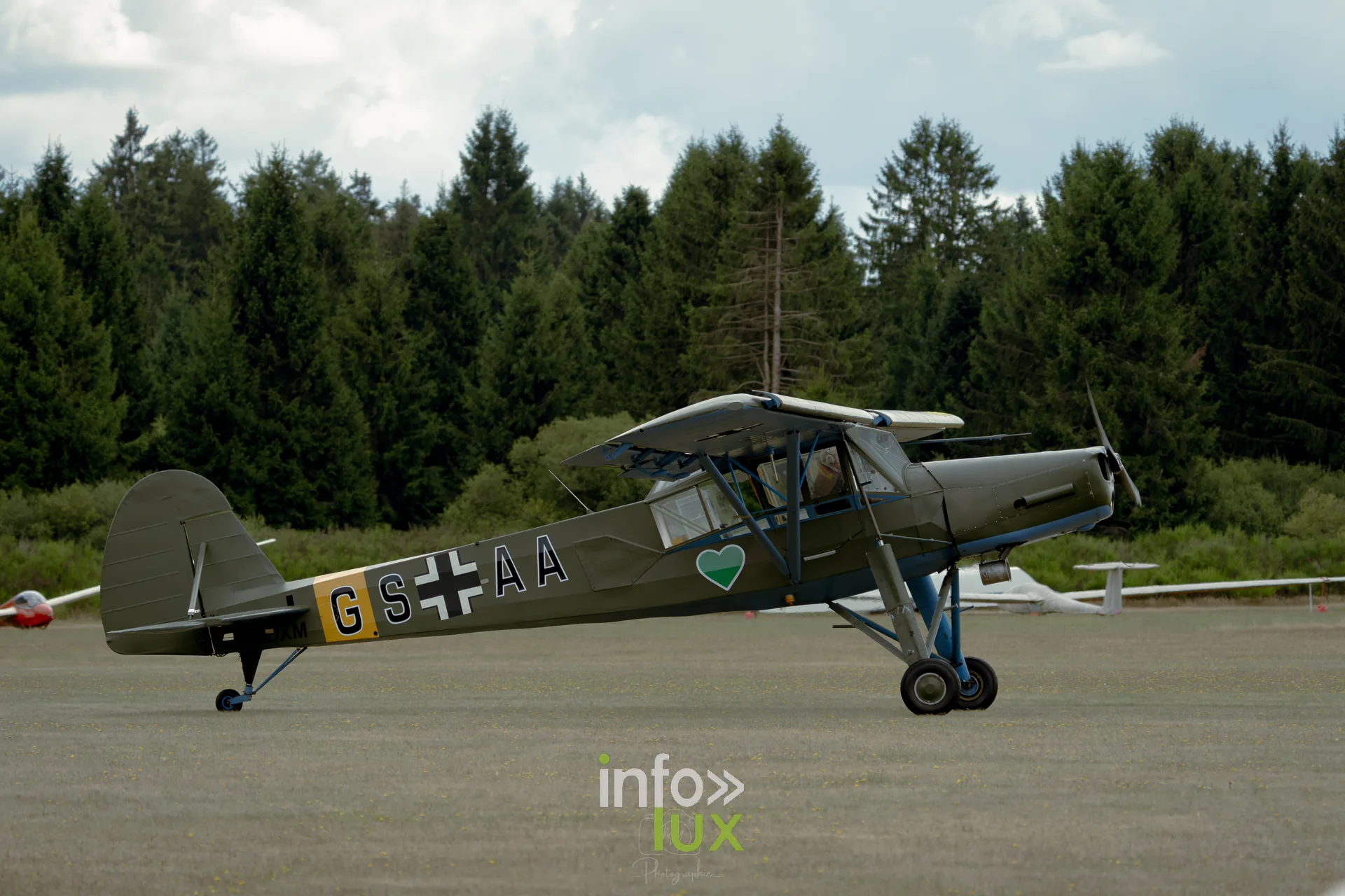 Saint-Hub'Airshow 2026 — La voltige historique : ces avions ne sont pas des pièces de musée, ils volent encore