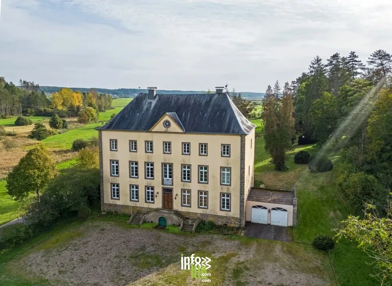 Schlass Kéideng à Fischbach : la demeure de 1812 du centre du pays