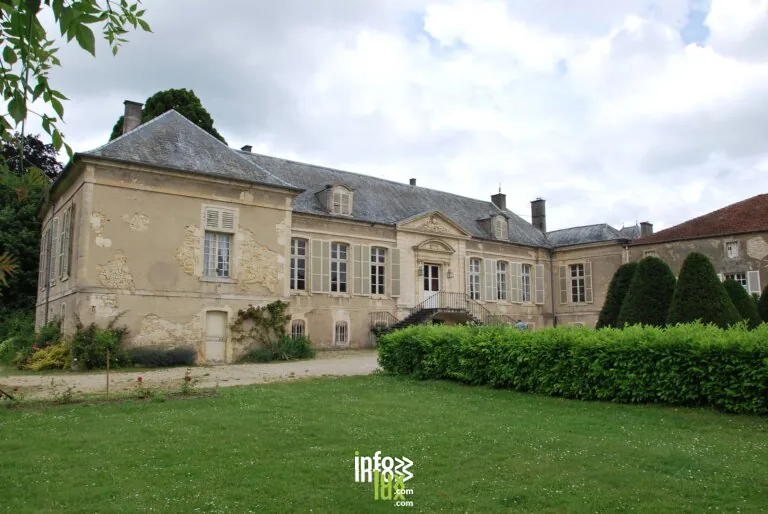 Poissons > Patrimoine > Secrets d’architecture dans un château d’époque classique