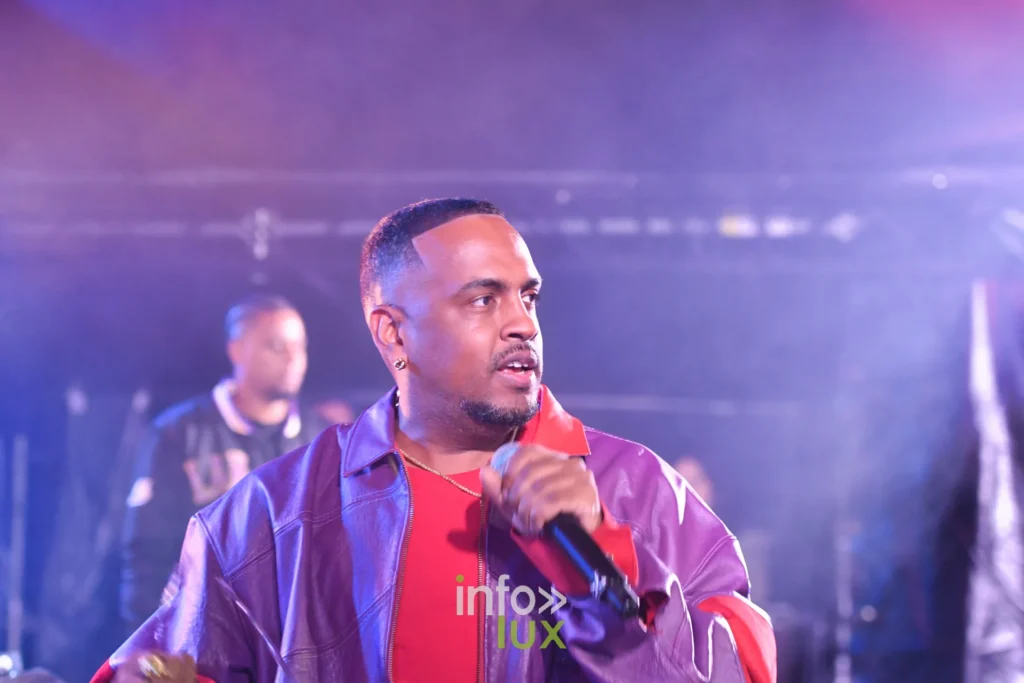 Colonel Reyel chante face au public du Summer Lake Festival 2026 à Neufchâteau
