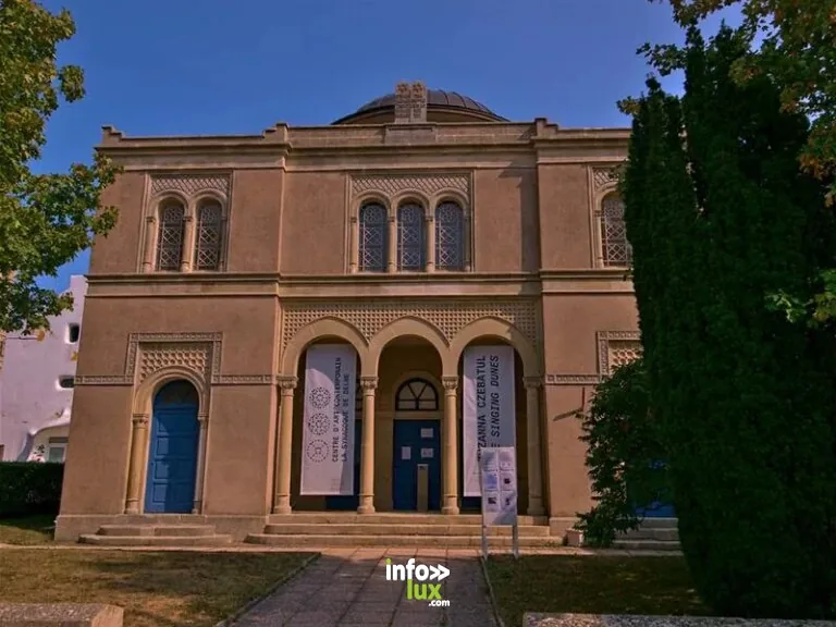 Centre d'art contemporain la synagogue de Delme à Delme