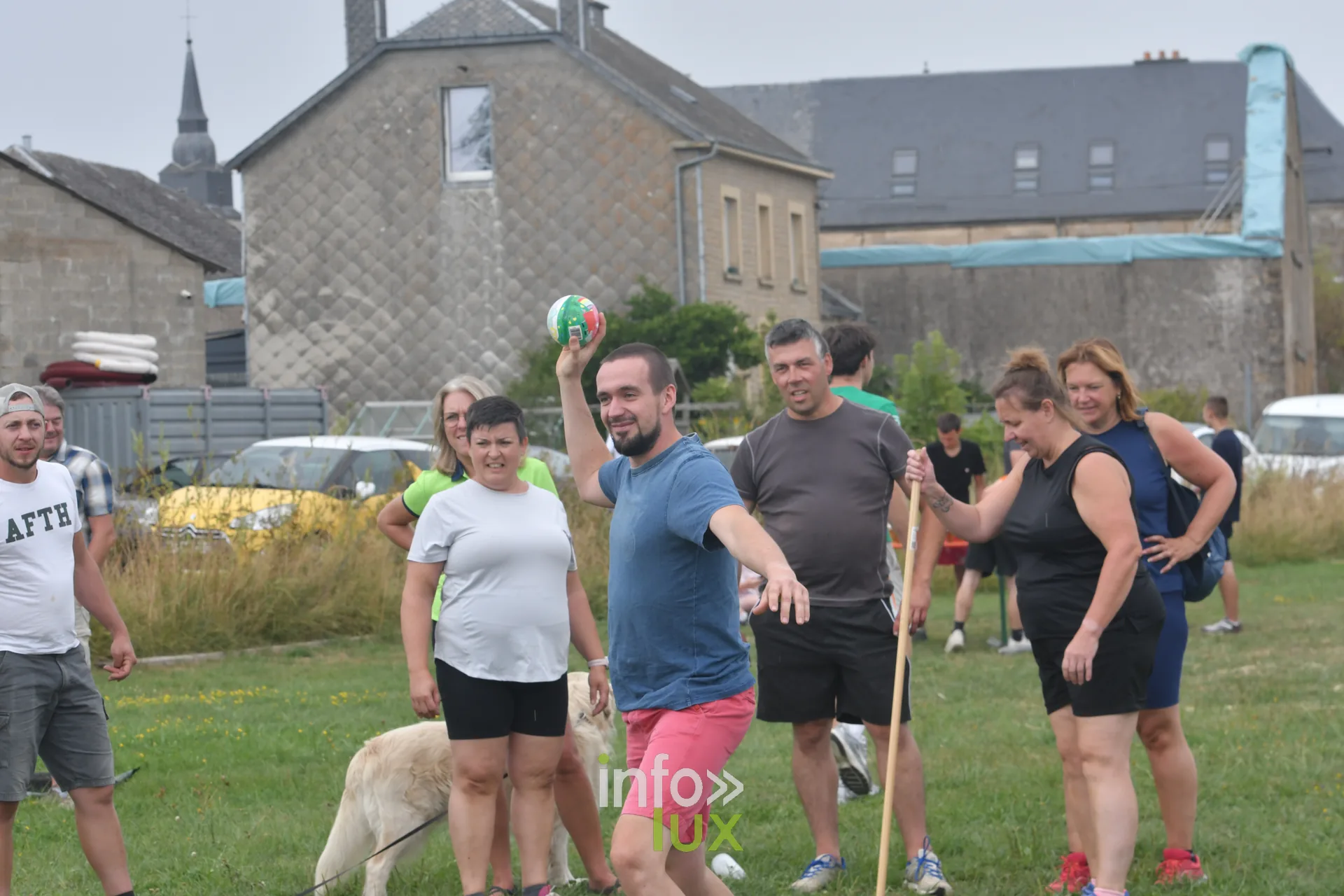 Lancer d'oeuf aux jeux inter-villages de Villers-sur-Semois, dimanche 9 aout 2026