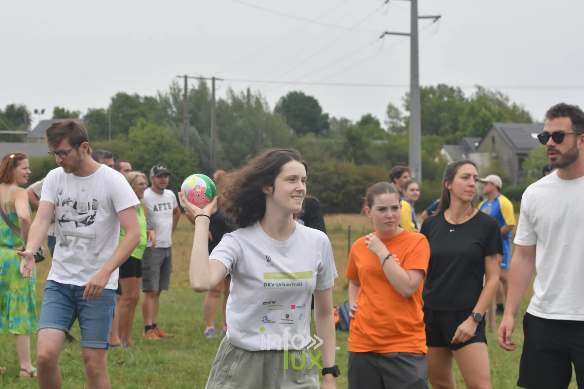 Les equipes des jeux inter-villages de Villers-sur-Semois, dimanche 9 aout 2026