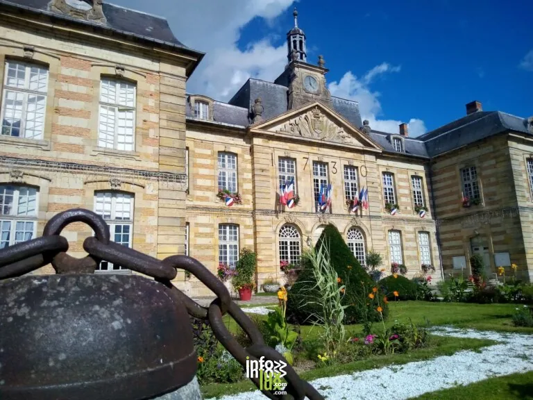 Sainte-Menehould > Patrimoine > Visite guidée historique aux flambeaux à Sainte-Ménehould