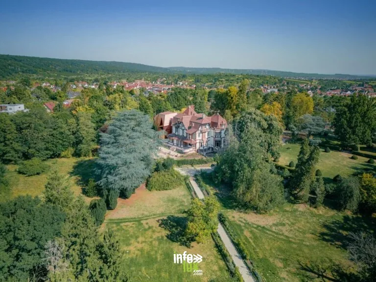 Bœrsch > Patrimoine > Visite libre du château de la Léonardsau