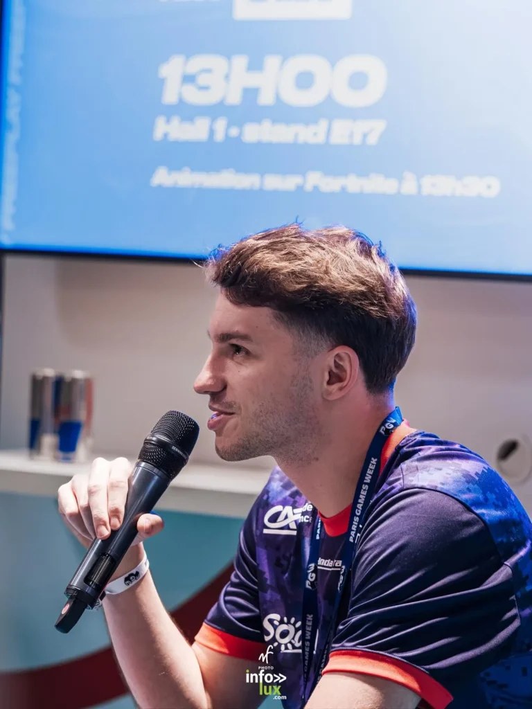 Gaming > Portrait > Stizo