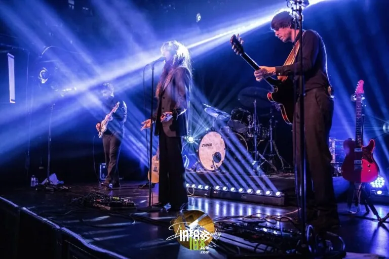 Saint-Georges-sur-Meuse > Concert > Aucklane